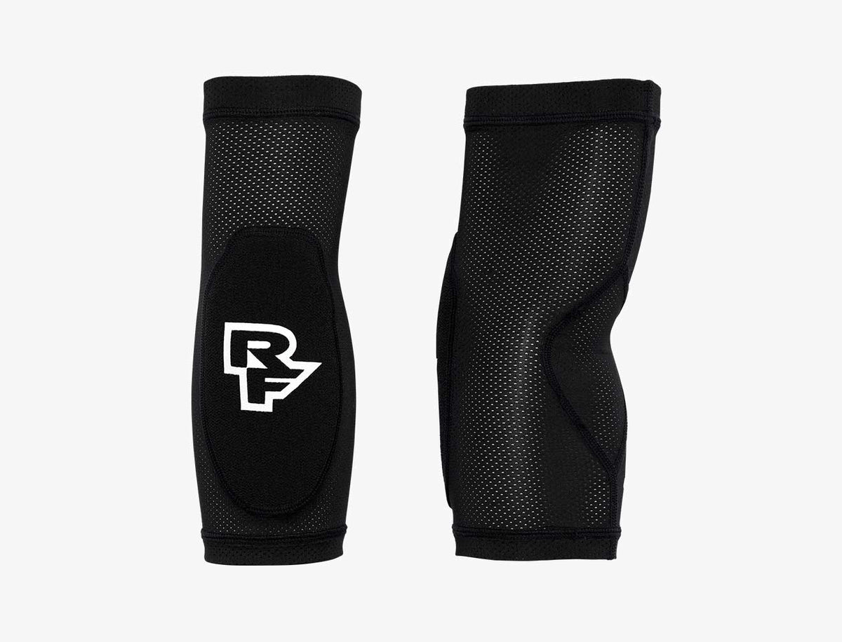 セキュリティ・セーフティ Raceface M knee and S elbow pads Charge Elbow Pad | Protection | Raceface – Race Face CA